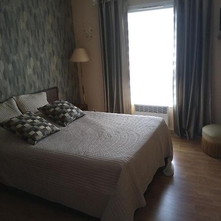 Chambre Dans Jolie Maison Avec Jardin Au Calme 巴约讷 外观 照片