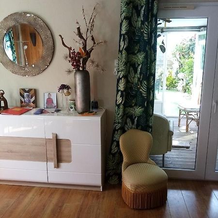 Chambre Dans Jolie Maison Avec Jardin Au Calme 巴约讷 外观 照片