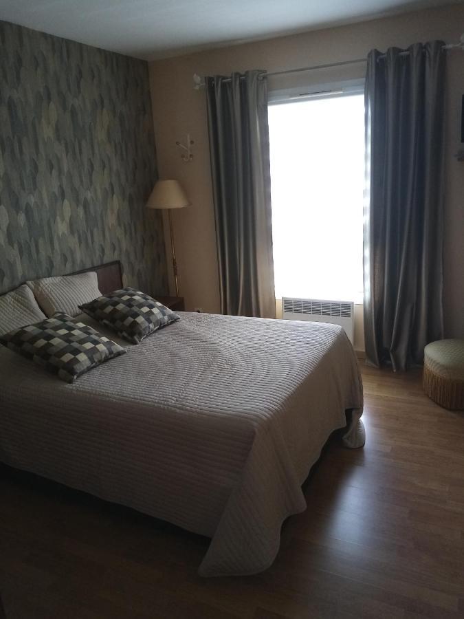 Chambre Dans Jolie Maison Avec Jardin Au Calme 巴约讷 外观 照片